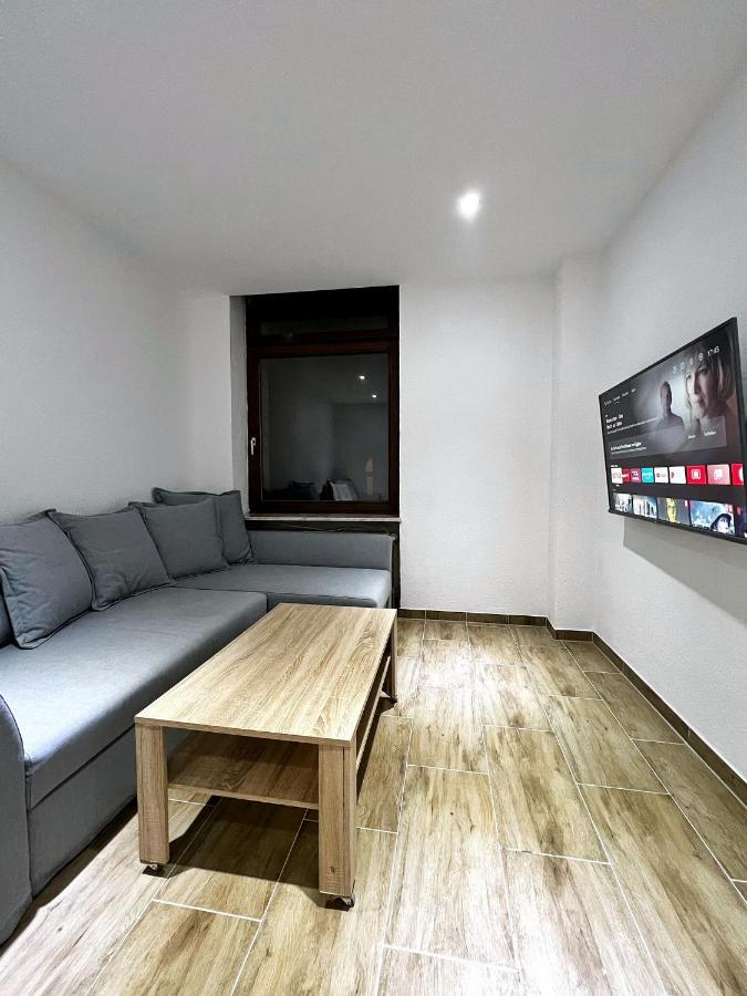 Erdgeschoss Wohnung Wiesbaden Stadtmitte 2 Zimmer Kueche Bad Exterior foto